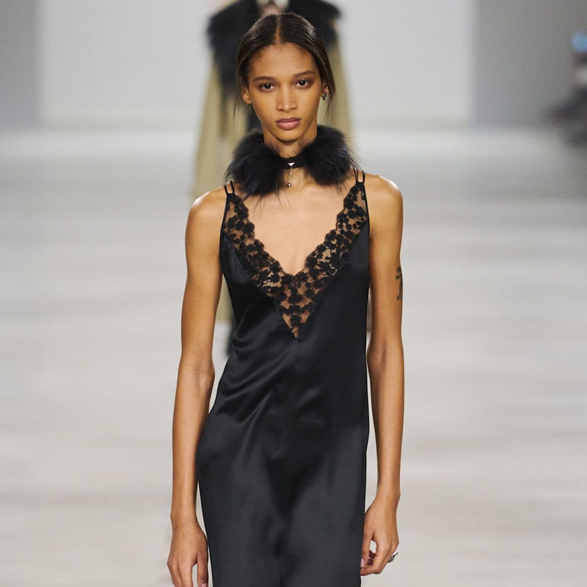  Maria Grazia Chiuri's Fendi Is Back, and It's a Bit More Rock 'n' Roll Than We Remember 